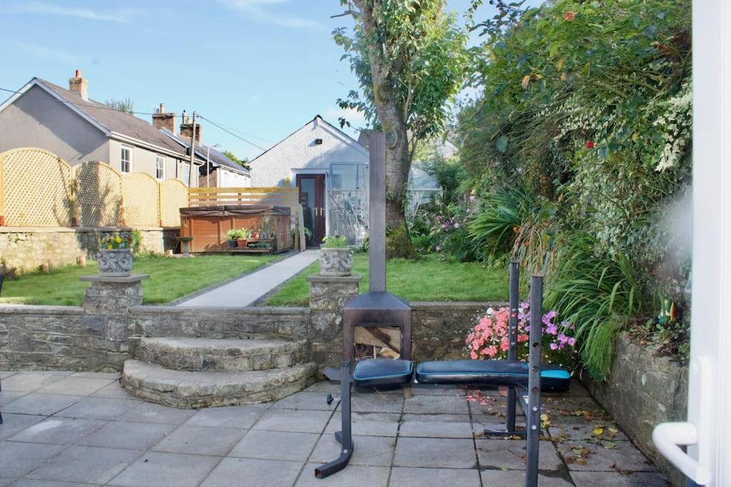 Cartref, 1860S Family Home. Bridgend  Exterior foto